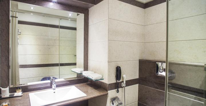 Hotel Maharaja Regency Ludhiana Extérieur photo