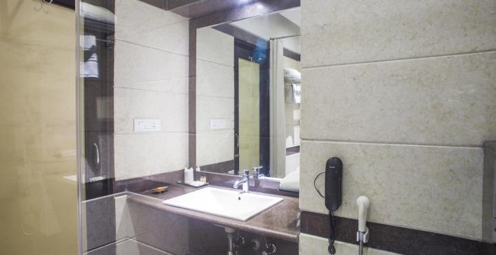 Hotel Maharaja Regency Ludhiana Extérieur photo